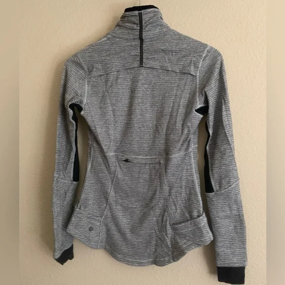 Lululemon Base Runner 1/2 Zip
Heathered Herringbone Heathered Black White - Picture 9 of 11
